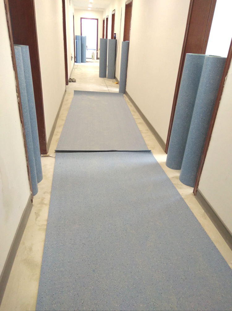 办公室地面铺PVC胶地板（地胶）的好处